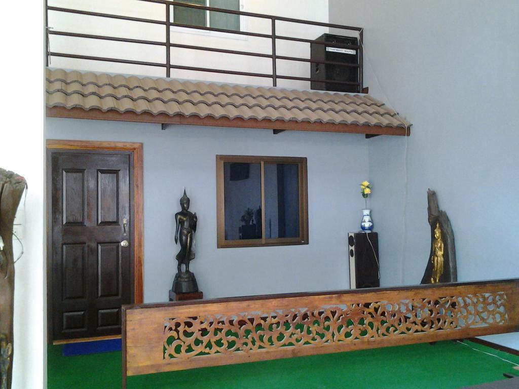 J-Safe Guesthouse Sukhothai Exterior foto